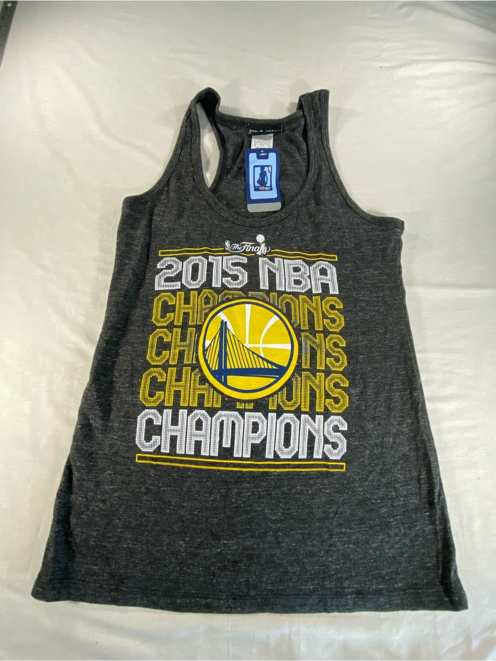 2015 NBA Champions 5th & Ocean Golden State Warriors Medium tank top NWT